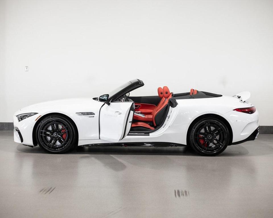 used 2022 Mercedes-Benz AMG SL 55 car, priced at $99,995
