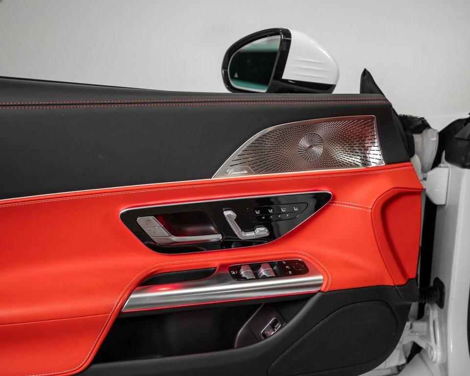 used 2022 Mercedes-Benz AMG SL 55 car, priced at $99,995