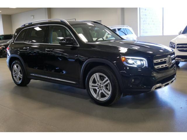 used 2020 Mercedes-Benz GLB 250 car, priced at $29,890