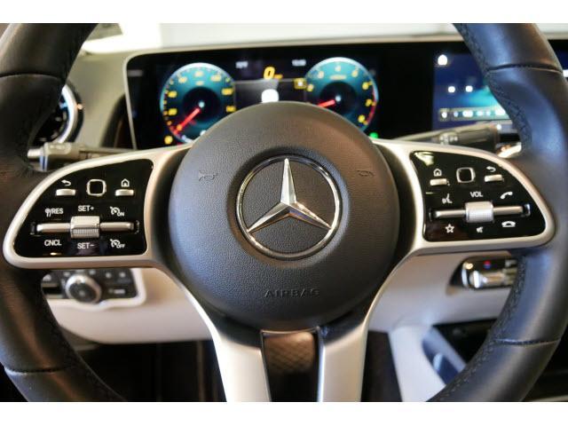 used 2020 Mercedes-Benz GLB 250 car, priced at $29,890