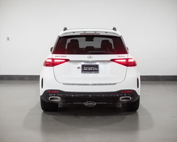 new 2024 Mercedes-Benz GLE 580 car, priced at $102,850