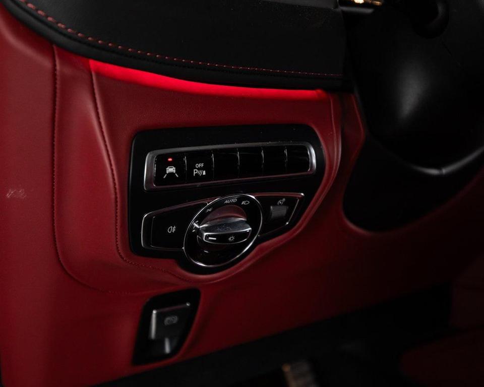 used 2022 Mercedes-Benz AMG G 63 car, priced at $172,490
