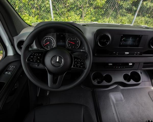 new 2024 Mercedes-Benz Sprinter 2500 car, priced at $56,117