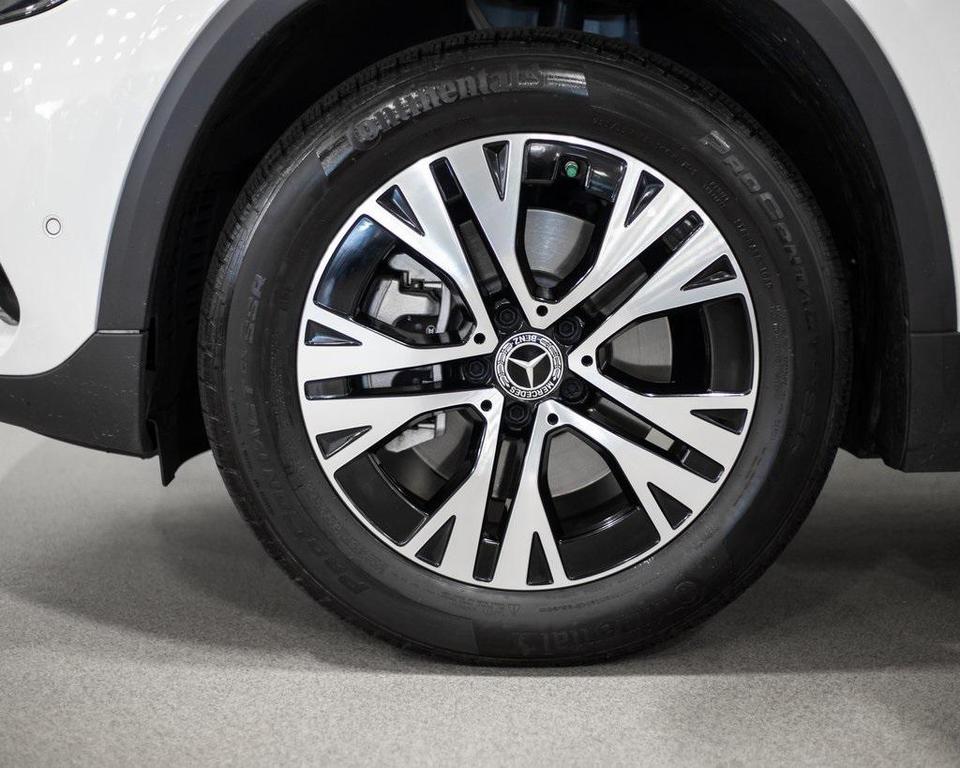 used 2025 Mercedes-Benz GLA 250 car, priced at $40,890