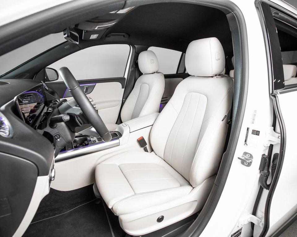 used 2025 Mercedes-Benz GLA 250 car, priced at $40,890