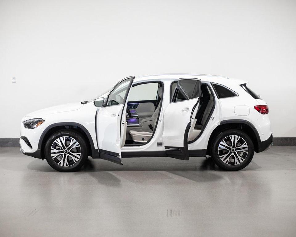used 2025 Mercedes-Benz GLA 250 car, priced at $40,890