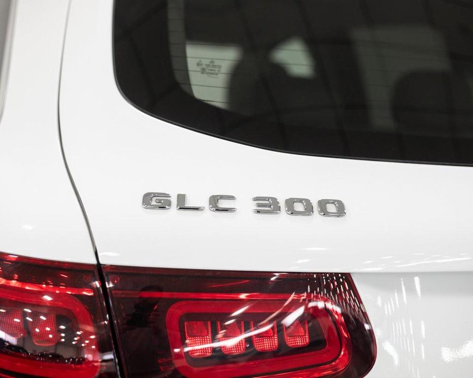 used 2022 Mercedes-Benz GLC 300 car, priced at $34,690