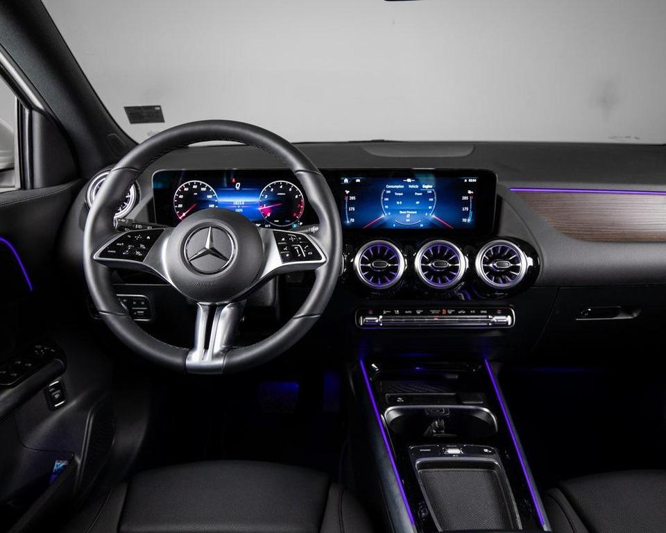 used 2025 Mercedes-Benz GLA 250 car, priced at $46,995