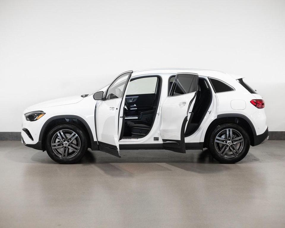 used 2025 Mercedes-Benz GLA 250 car, priced at $47,300