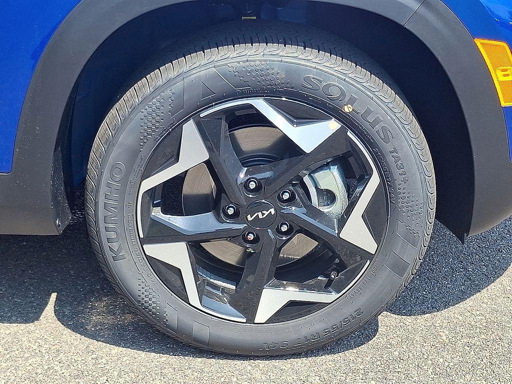 new 2026 Kia Seltos car, priced at $27,556