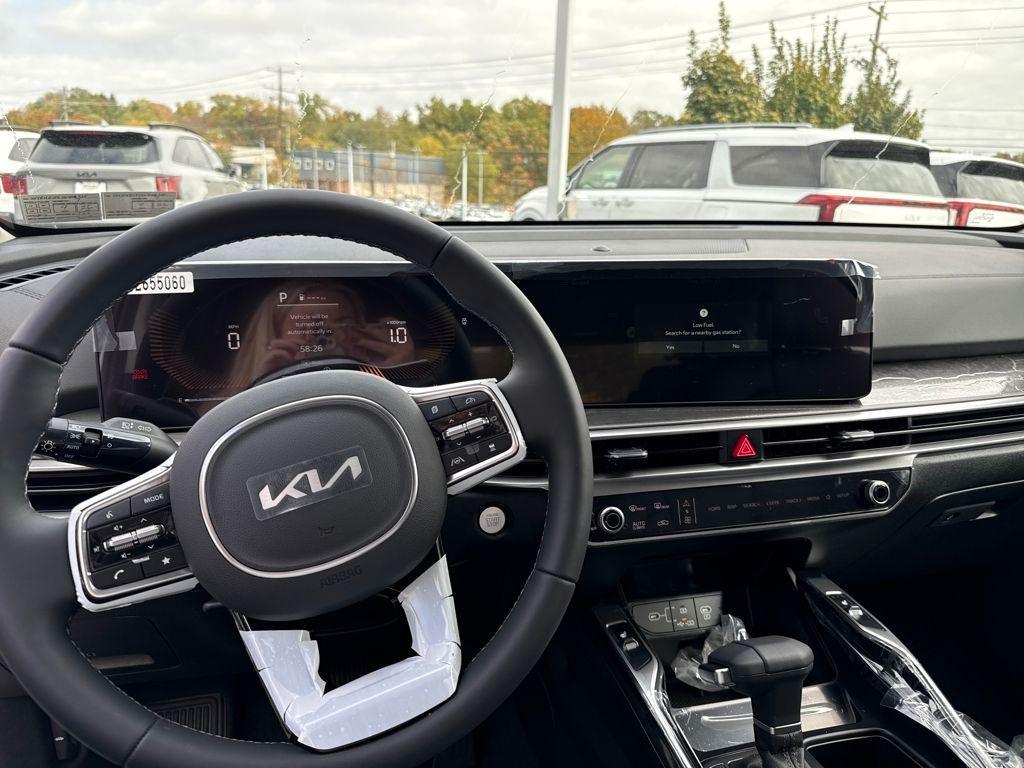 new 2025 Kia Sorento car, priced at $41,726