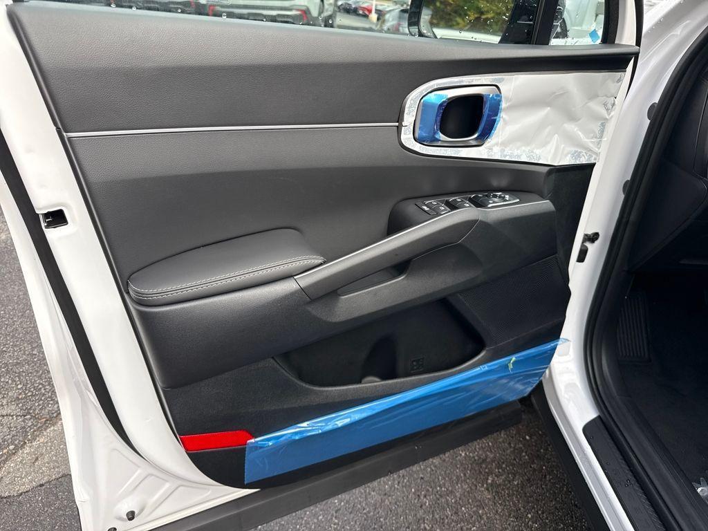 new 2025 Kia Sorento car, priced at $41,726