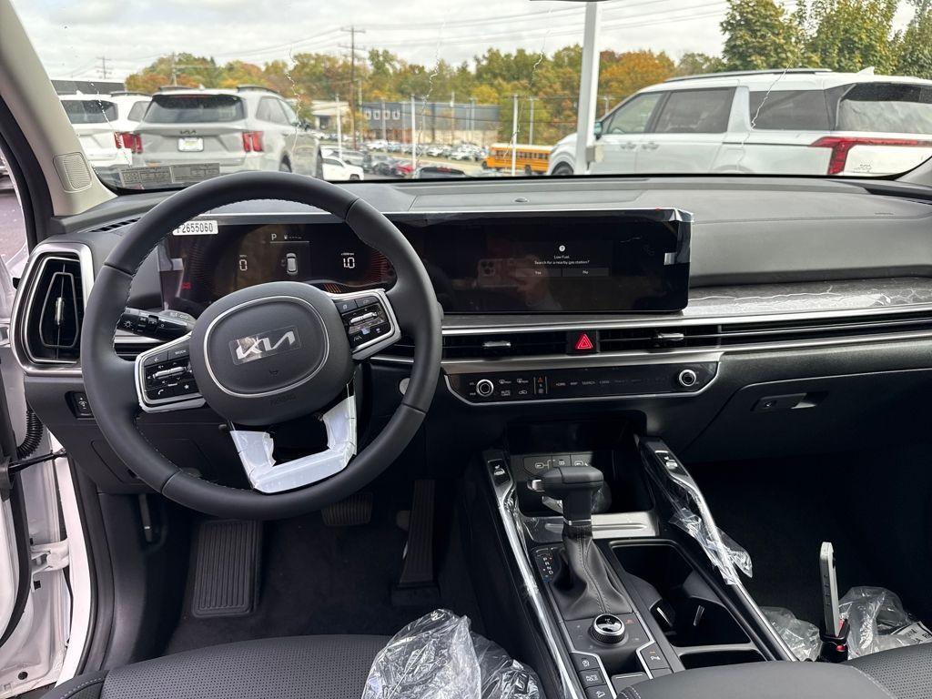 new 2025 Kia Sorento car, priced at $41,726