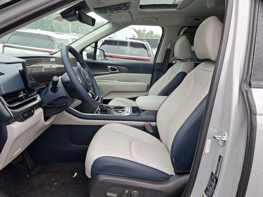 new 2026 Kia Carnival car, priced at $47,226