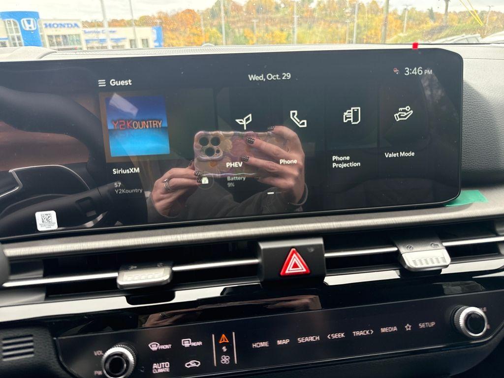 new 2026 Kia Sportage Plug-In Hybrid car, priced at $42,276