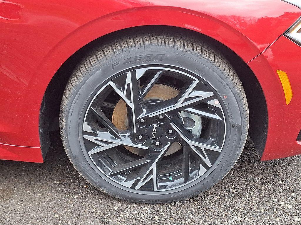 new 2025 Kia K5 car, priced at $29,498