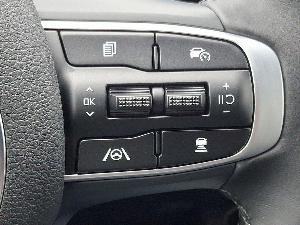 new 2025 Kia K5 car, priced at $29,498