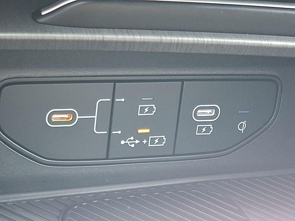 new 2026 Kia Sportage Hybrid car, priced at $35,462