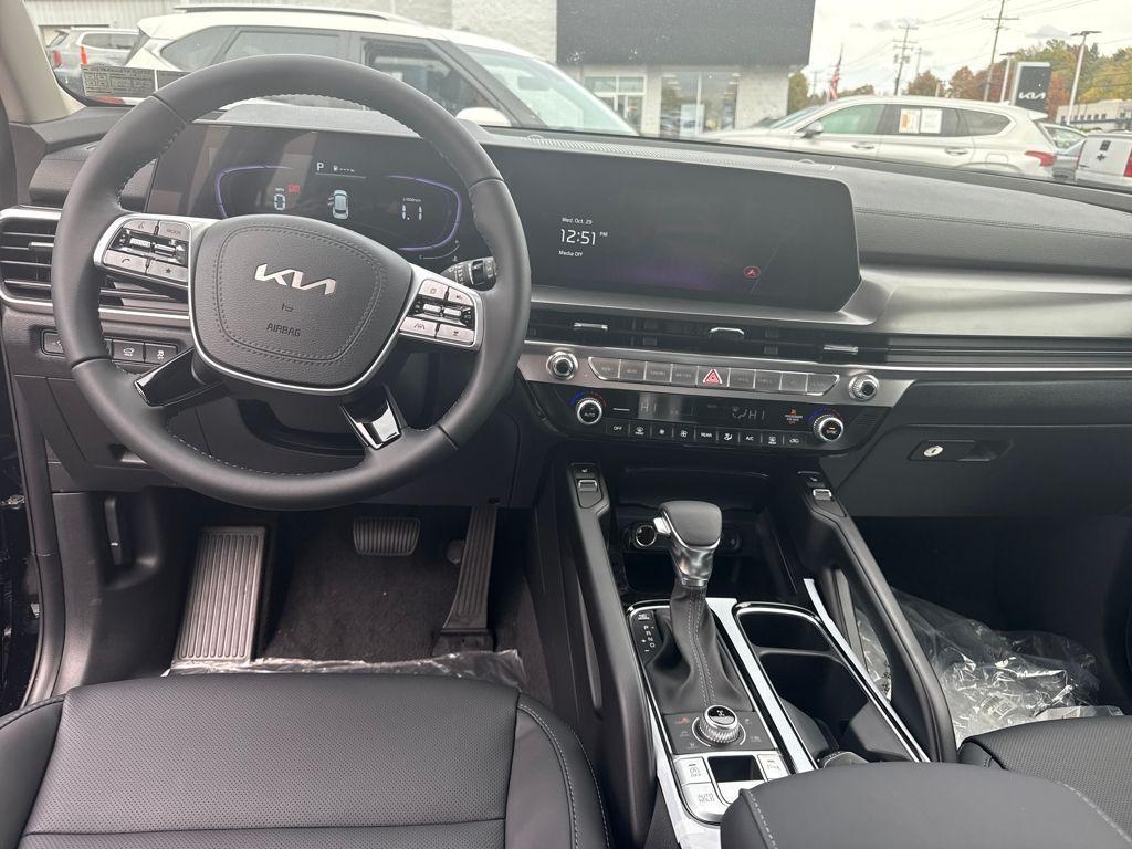 new 2025 Kia Telluride car, priced at $42,195