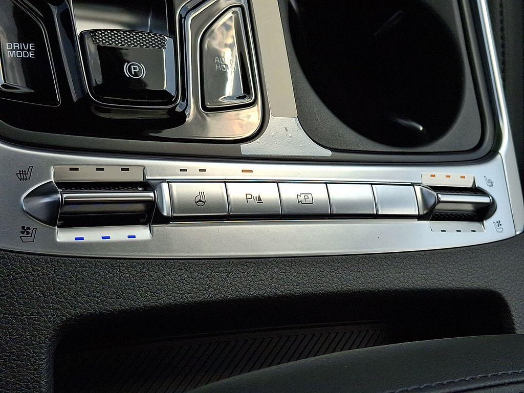 new 2026 Kia Carnival car, priced at $50,890