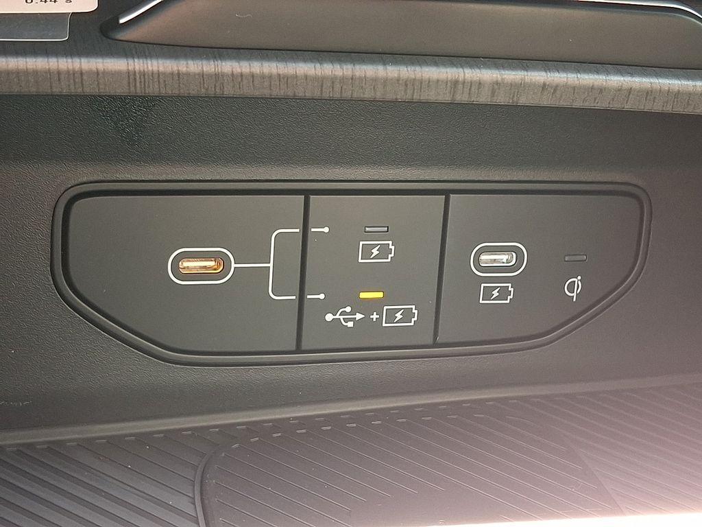 new 2026 Kia Sportage Hybrid car, priced at $36,733