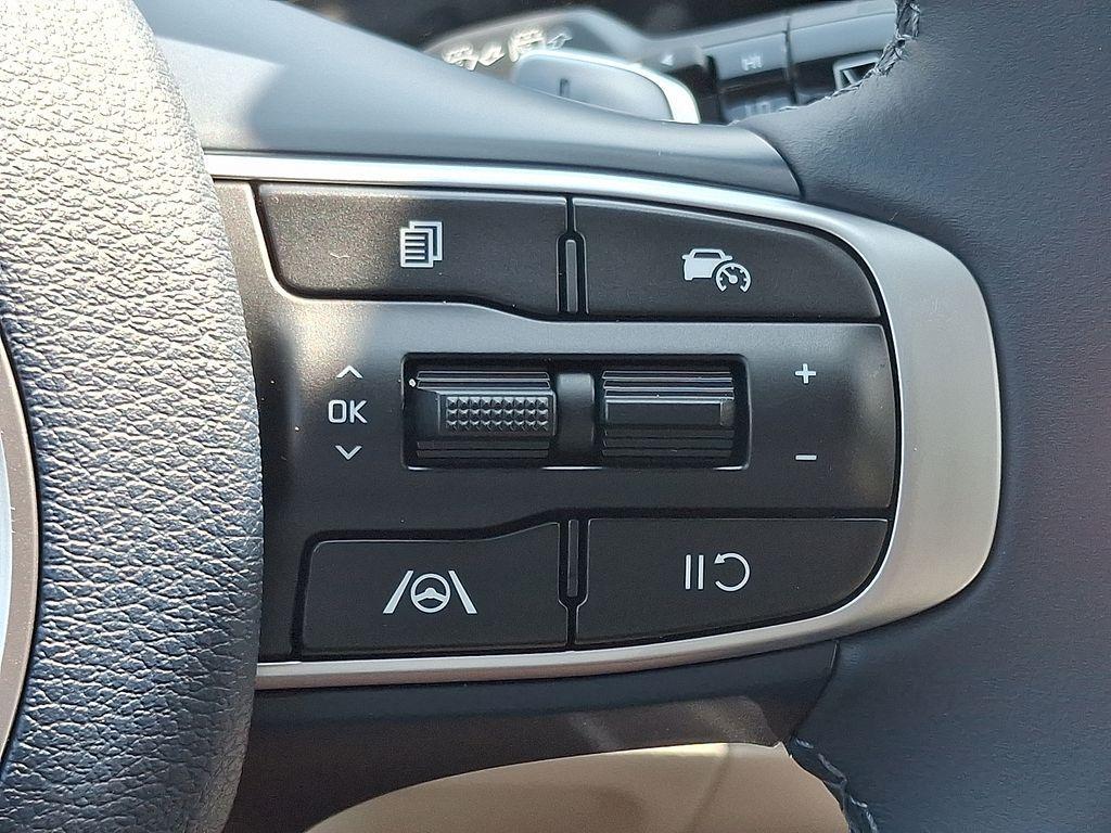 new 2025 Kia Sportage Hybrid car, priced at $34,773