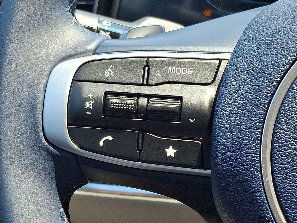 new 2025 Kia Sportage Hybrid car, priced at $34,773