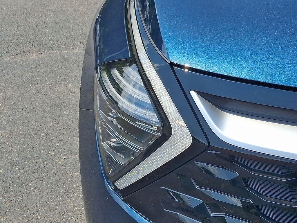 new 2025 Kia Sportage Hybrid car, priced at $34,773