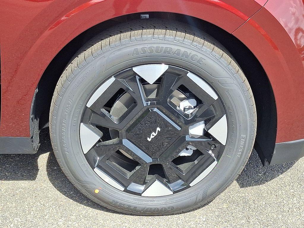 new 2026 Kia Carnival car, priced at $41,655