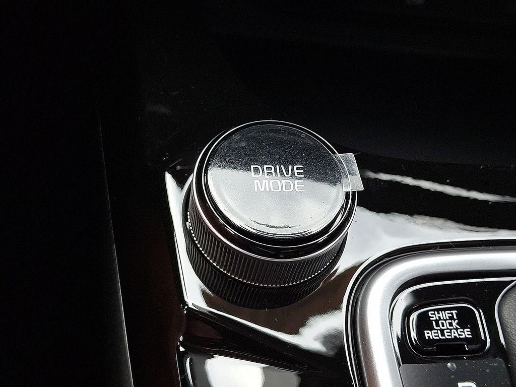 new 2026 Kia Seltos car, priced at $28,040