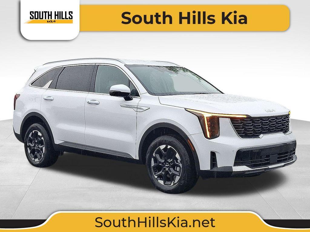 used 2025 Kia Sorento car, priced at $31,600