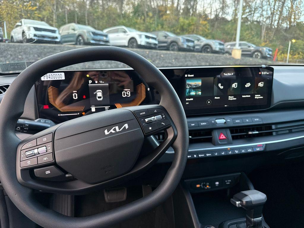 new 2025 Kia K4 car, priced at $23,307