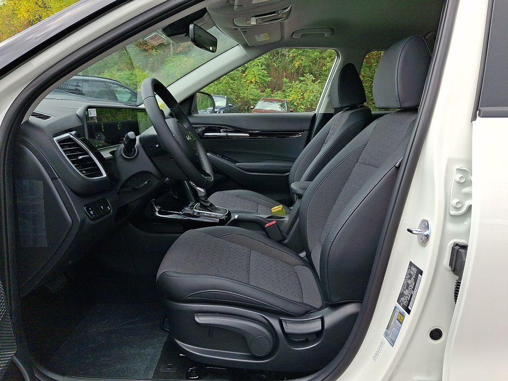 new 2026 Kia Seltos car, priced at $28,046