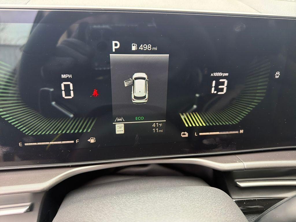 new 2026 Kia Sportage Hybrid car, priced at $35,366