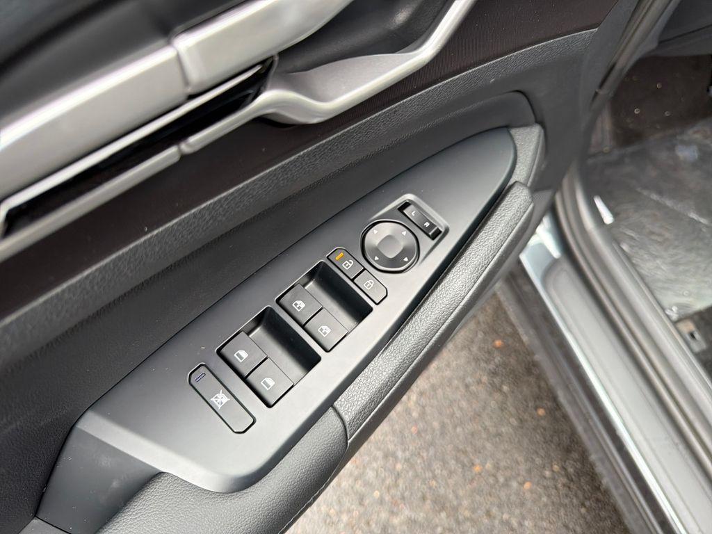 new 2026 Kia Sportage Hybrid car, priced at $35,366