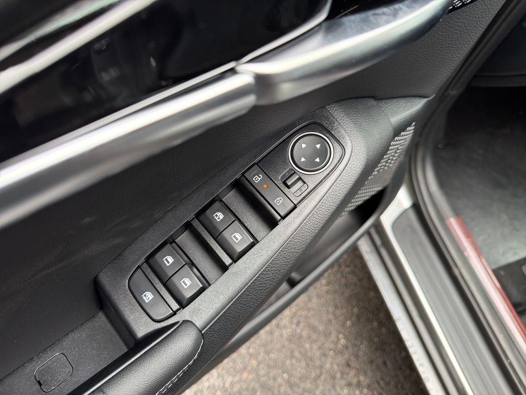 new 2026 Kia Seltos car, priced at $27,556