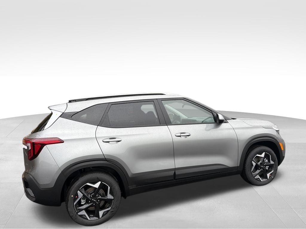 new 2026 Kia Seltos car, priced at $27,556