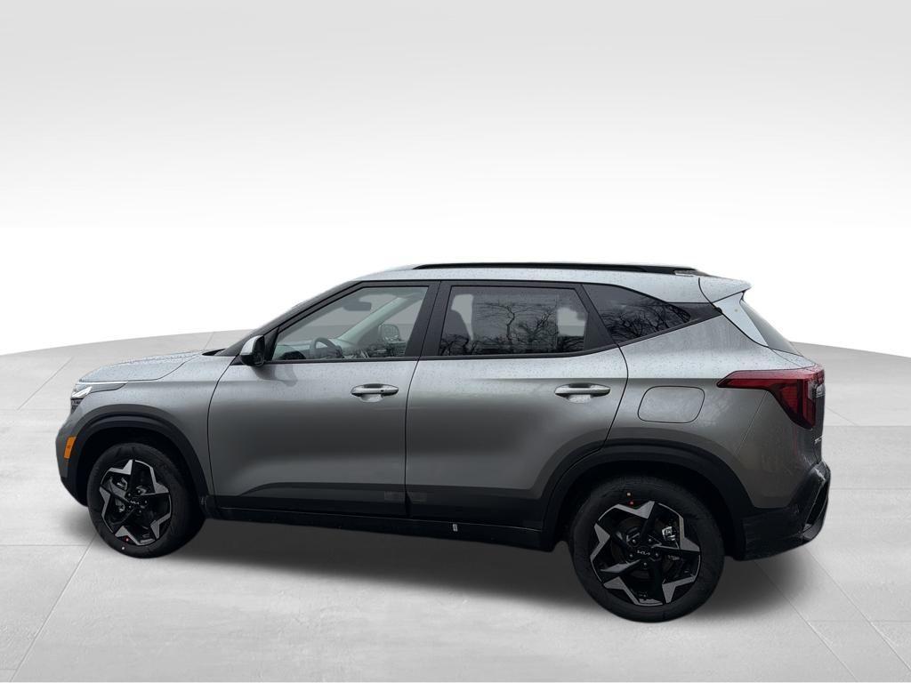 new 2026 Kia Seltos car, priced at $27,556