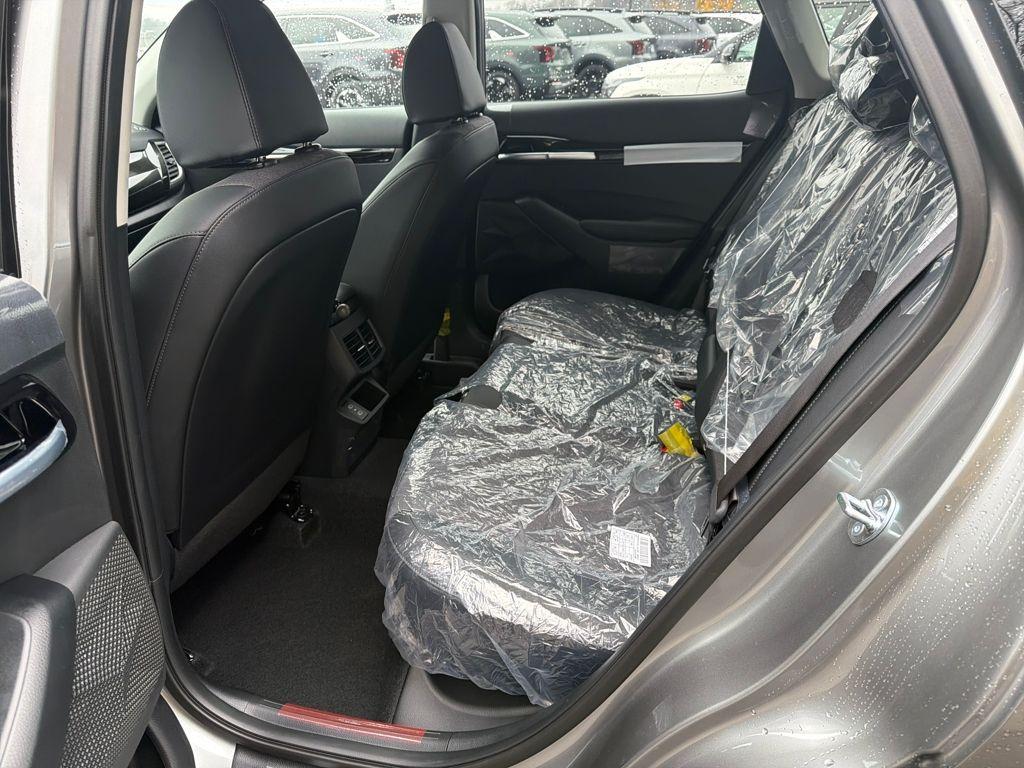 new 2026 Kia Seltos car, priced at $27,556