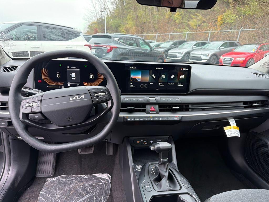 new 2025 Kia K4 car, priced at $23,307