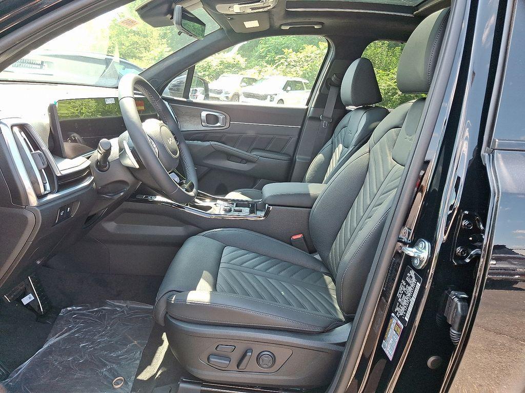 new 2025 Kia Sorento car, priced at $44,920