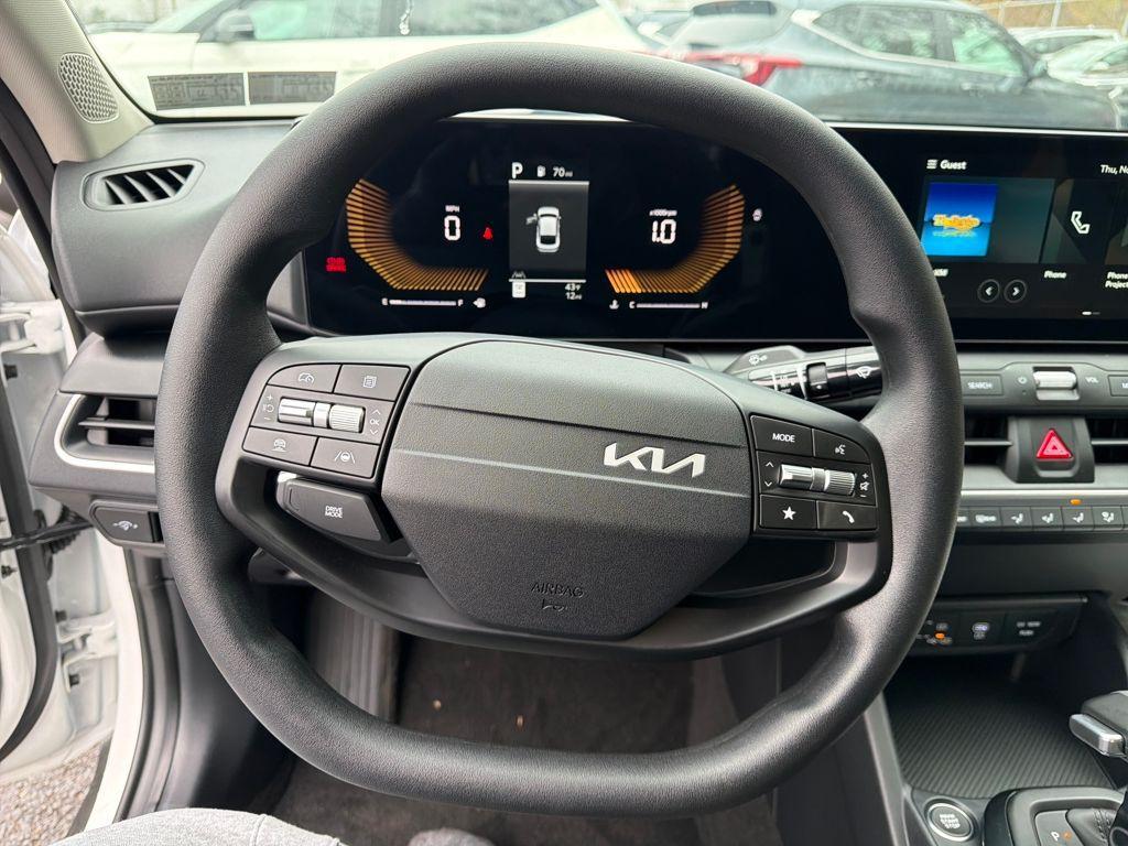 new 2025 Kia K4 car, priced at $23,675