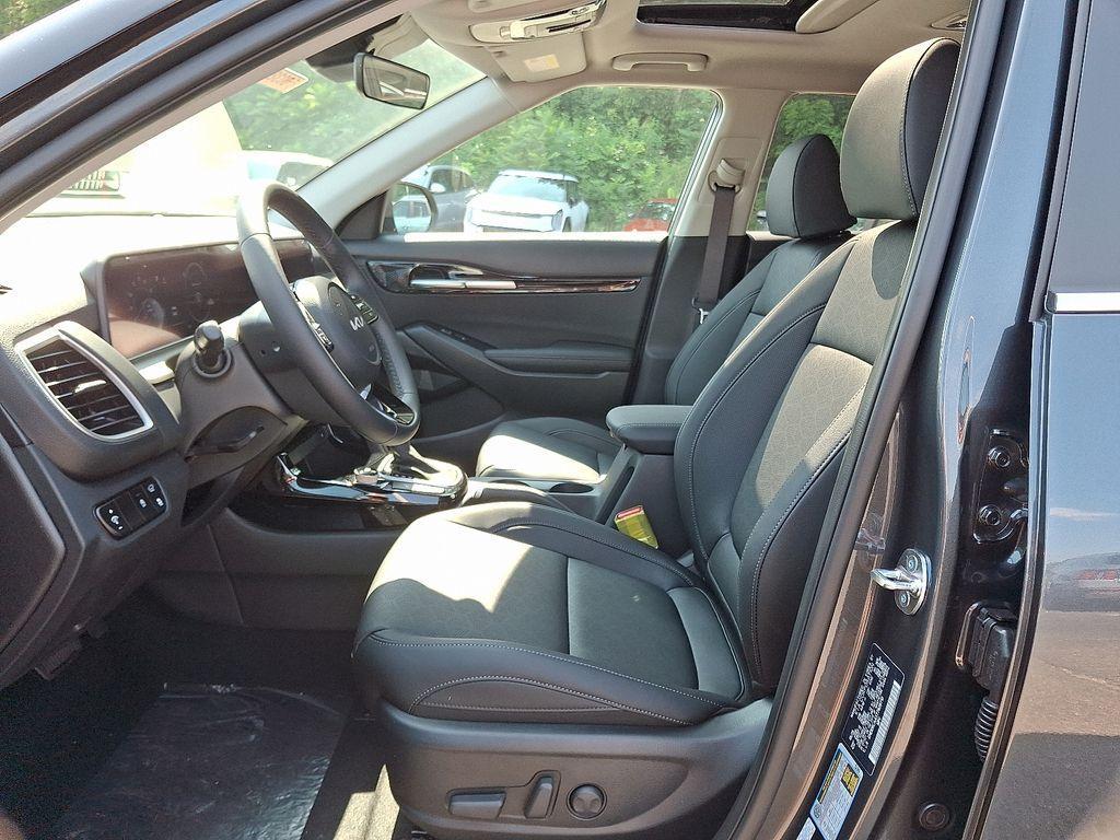 new 2026 Kia Seltos car, priced at $29,599
