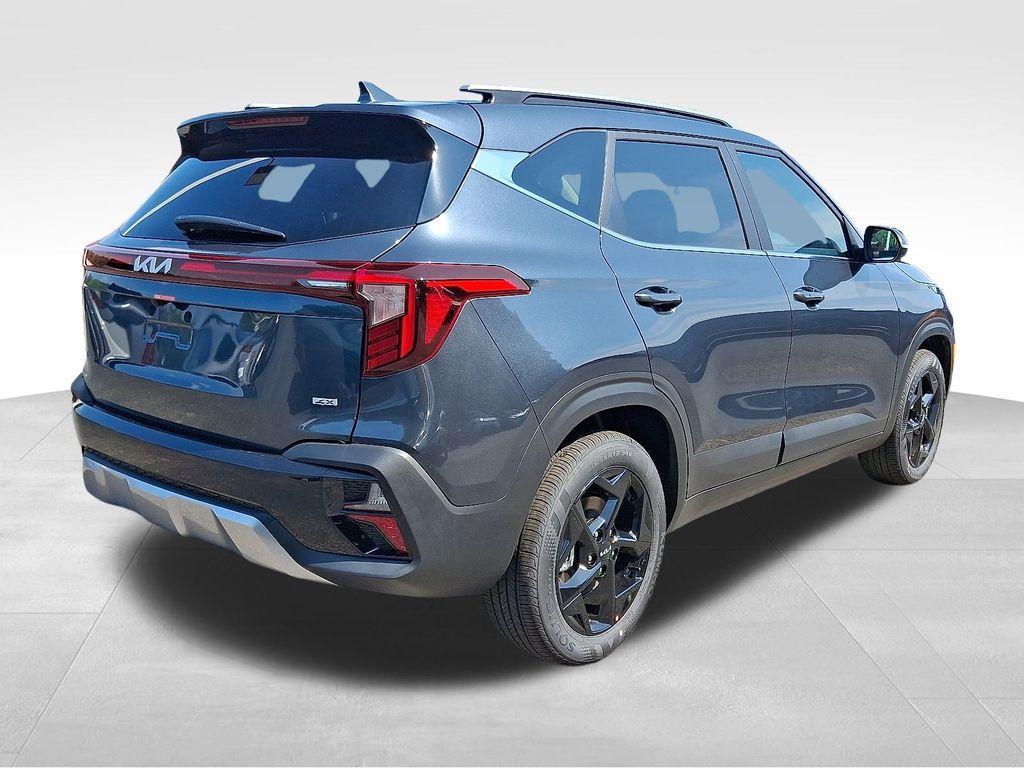 new 2026 Kia Seltos car, priced at $29,599