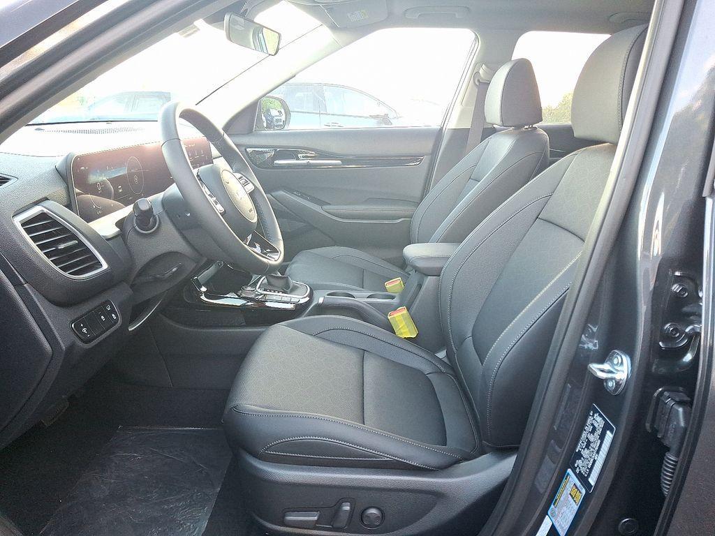 new 2026 Kia Seltos car, priced at $29,599