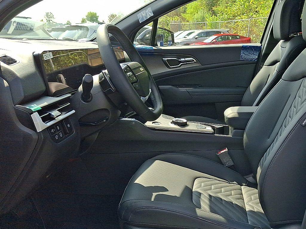new 2026 Kia Sportage Hybrid car, priced at $36,733