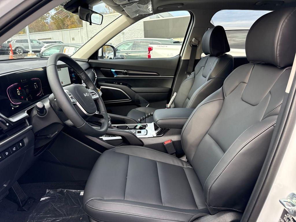 new 2025 Kia Telluride car, priced at $41,542