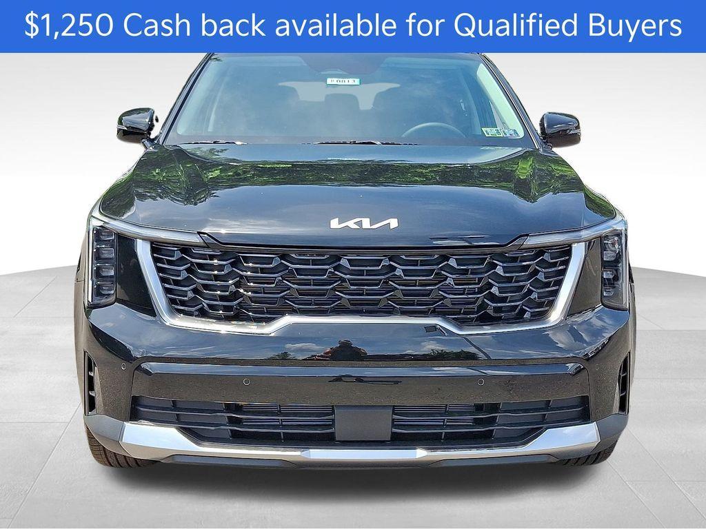 new 2025 Kia Sorento car, priced at $36,258