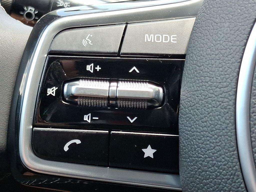 new 2025 Kia Sorento car, priced at $36,258