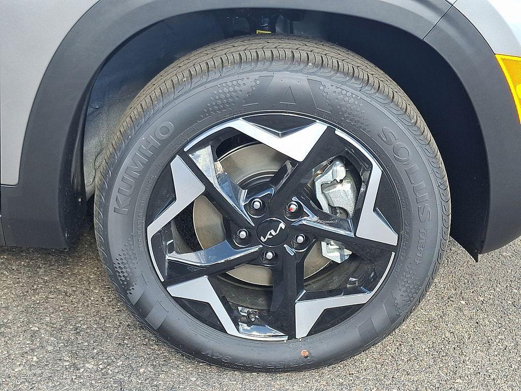 new 2026 Kia Seltos car, priced at $27,498